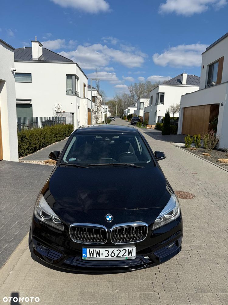 BMW Seria 2 218i Sport Line - 2