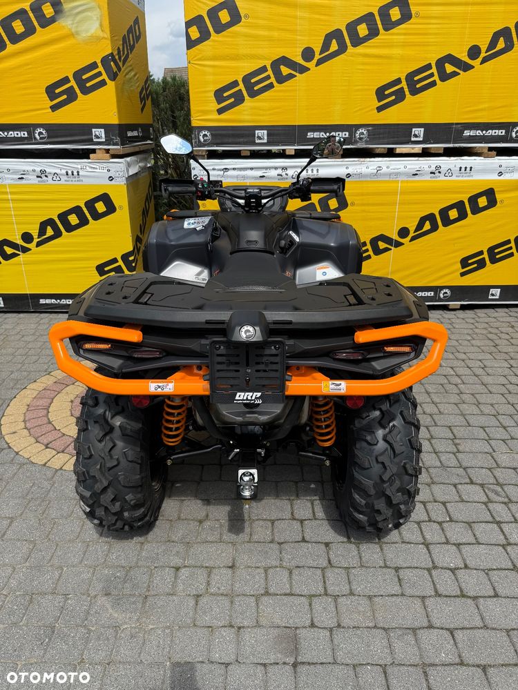 Can-Am Outlander - 9