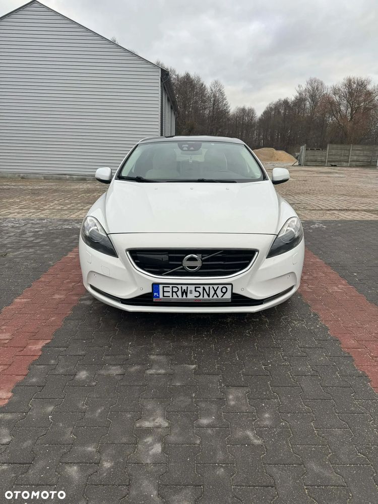 Volvo V40 D3 Ocean Race - 1