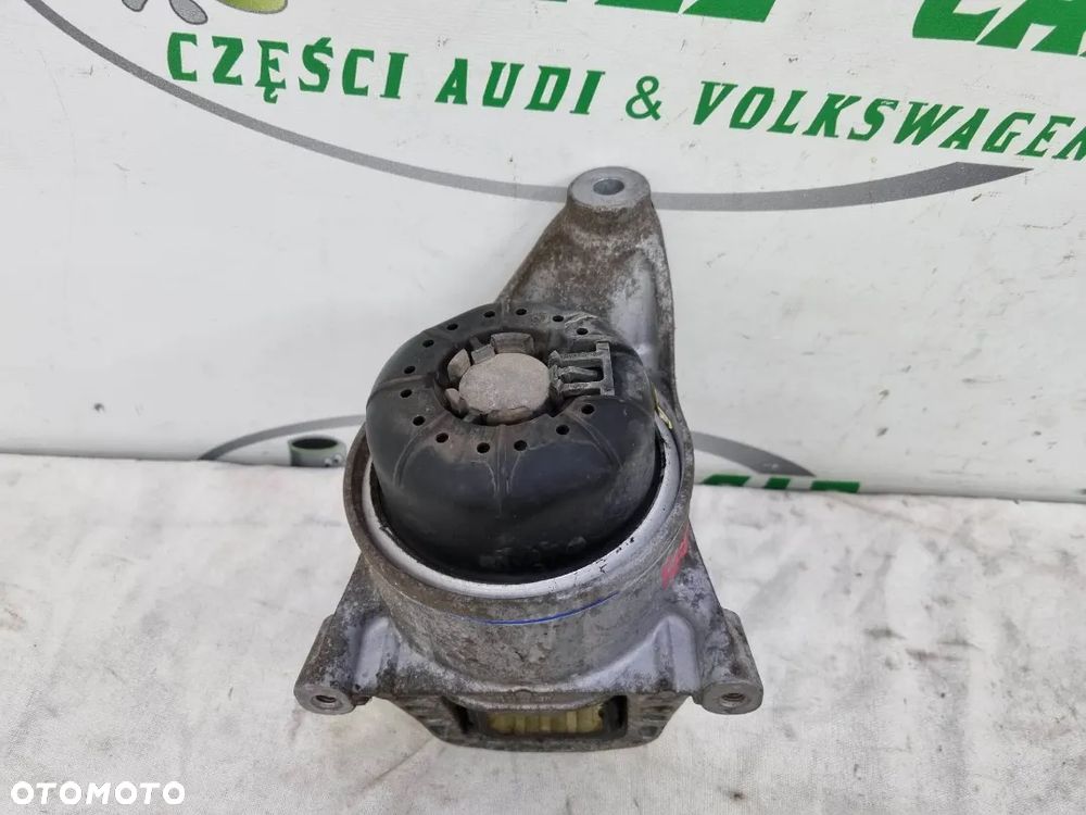 AUDI A4 A5 8W PODUSZKA SILNIKA LEWA PRAWA 8W0199371CR 8W0199372CR - 9