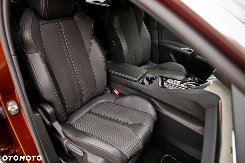 Peugeot 5008 2.0 BlueHDi GT S&S EAT8 - 30