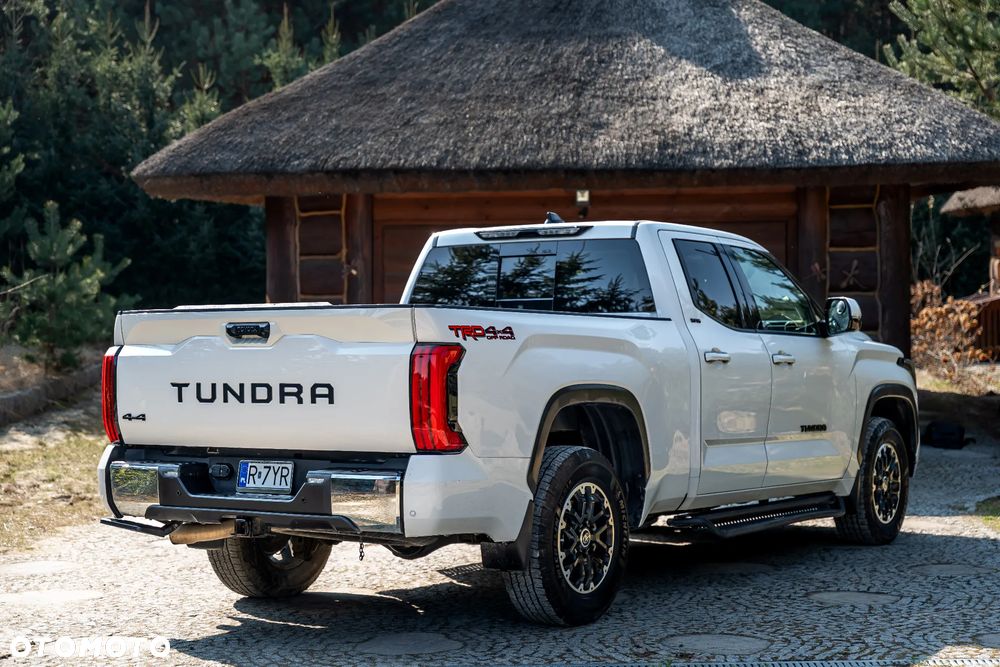 Toyota Tundra - 14