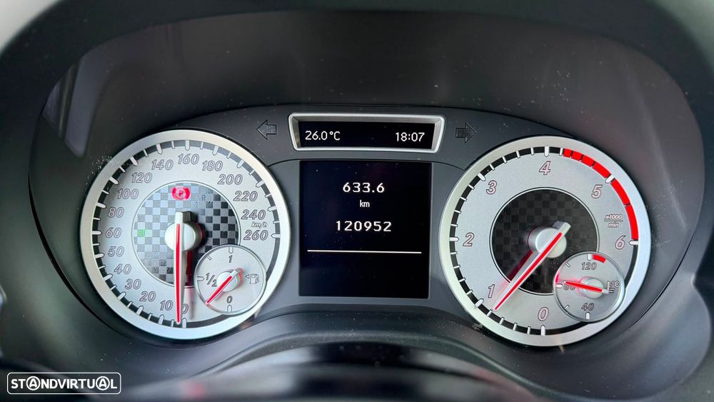 Mercedes-Benz A 180 - 24