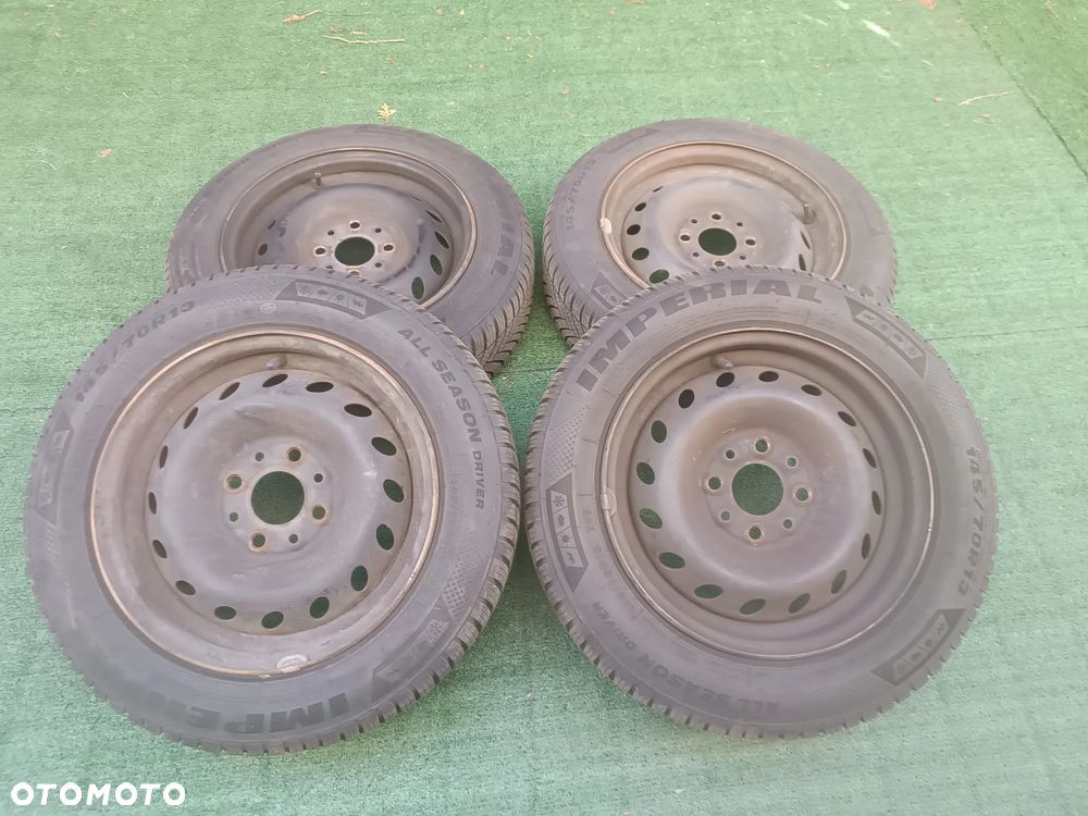 Fiat Seicento Koła Felgi Opony 145/70r13 Wielosezon Całoroczne Lato Zima 2023 - 1