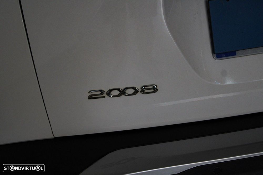 Peugeot 2008 1.5 BlueHDi Active Pack EAT8 - 8