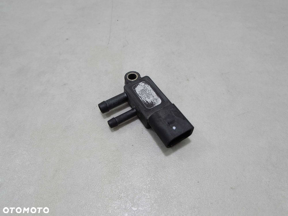 MITSUBISHI CANTER FUSO 7C15 3.0 E6 IVECO 17R CZUJNIK CISNIENIA DOLOTOWEGO ME555560 13-21 - 2