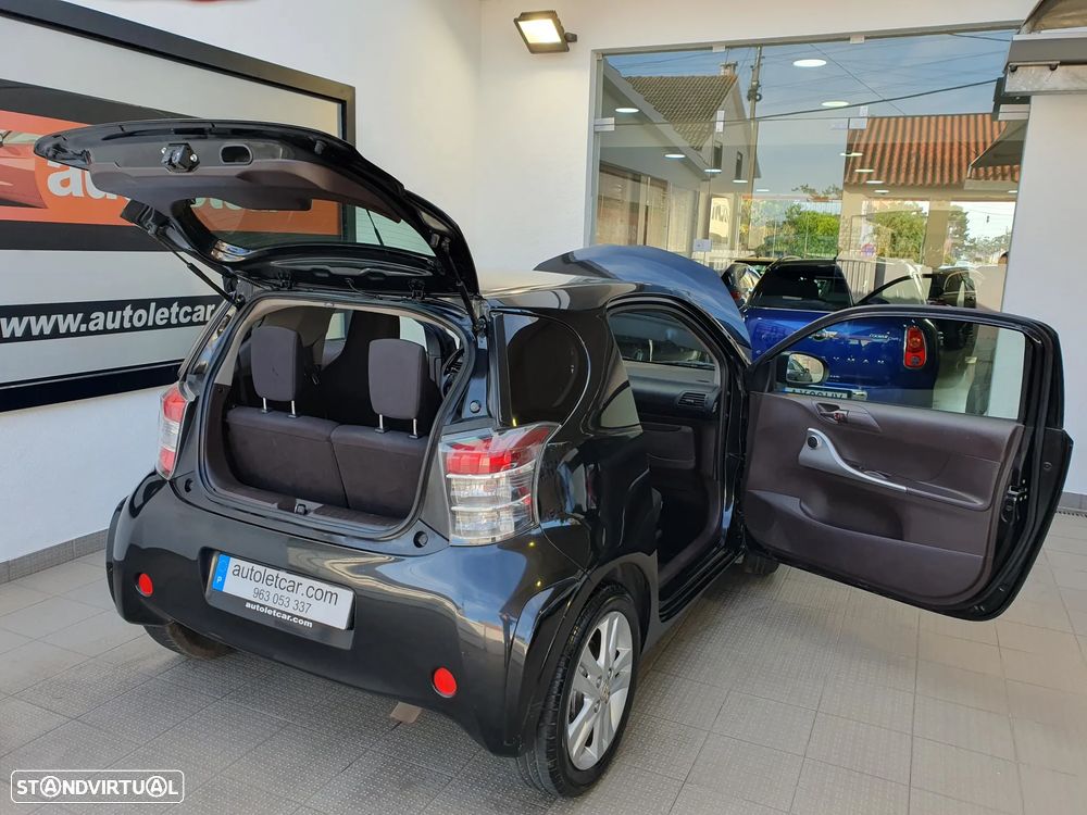 Toyota iQ 1.33 VVT-i - 15
