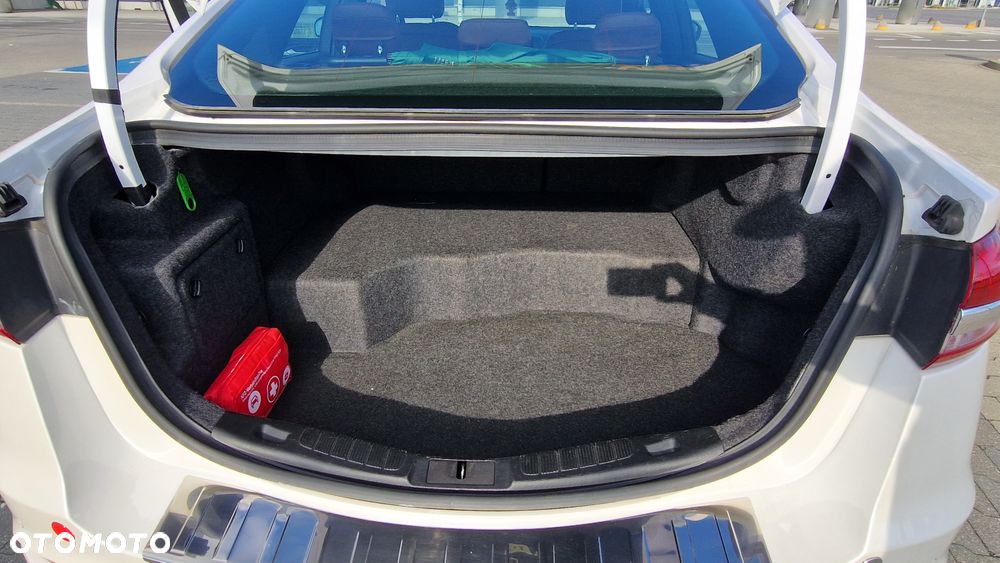 Ford Fusion - 9