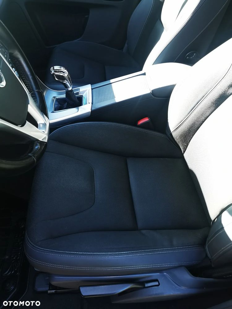 Volvo XC 60 - 12