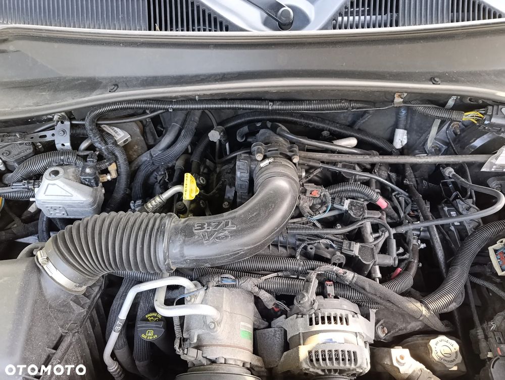 Jeep Liberty - 11