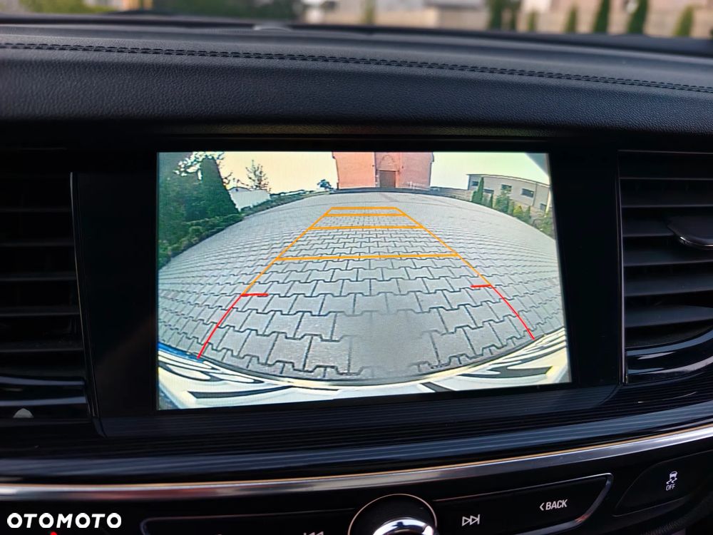 Opel Insignia 2.0 CDTI Cosmo S&S - 17