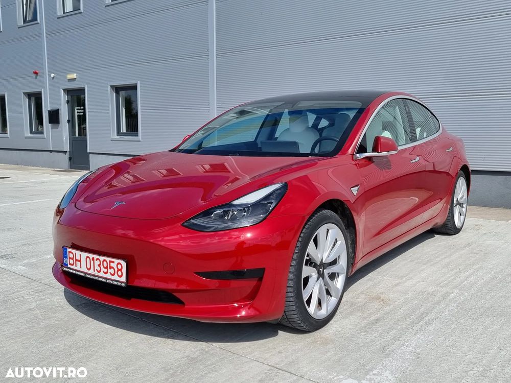 Tesla Model 3 - 33