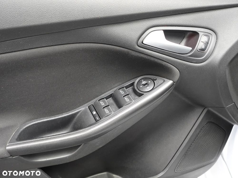 Ford Focus - 19