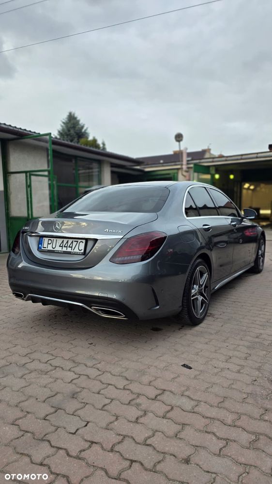 Mercedes-Benz Klasa C 300 4Matic 9G-TRONIC AMG Line - 9