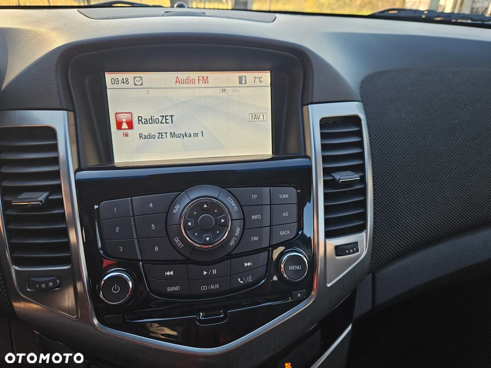 Chevrolet Cruze Station Wagon 1.8 LTZ - 19