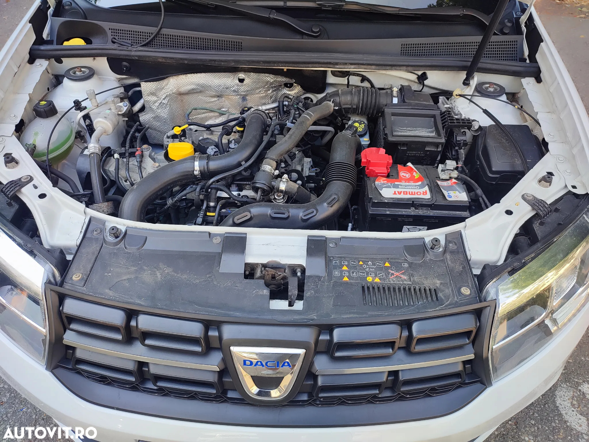 Dacia Logan 0.9 TCe Laureate - 15