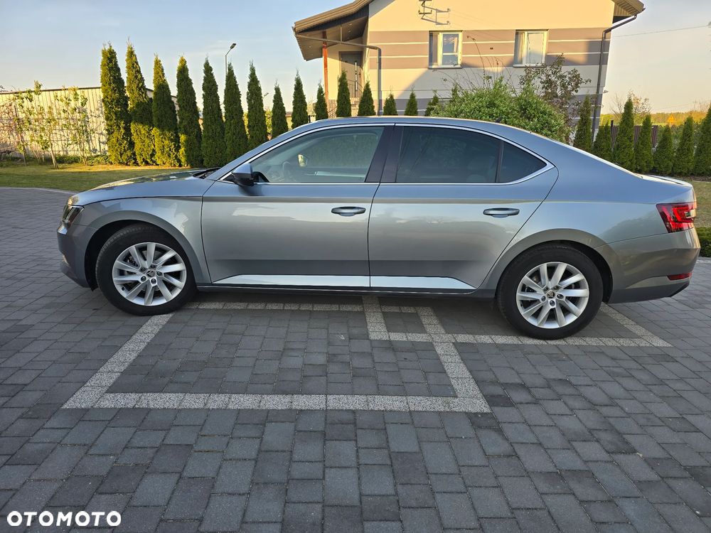Skoda Superb 1.5 TSI ACT Ambition - 9