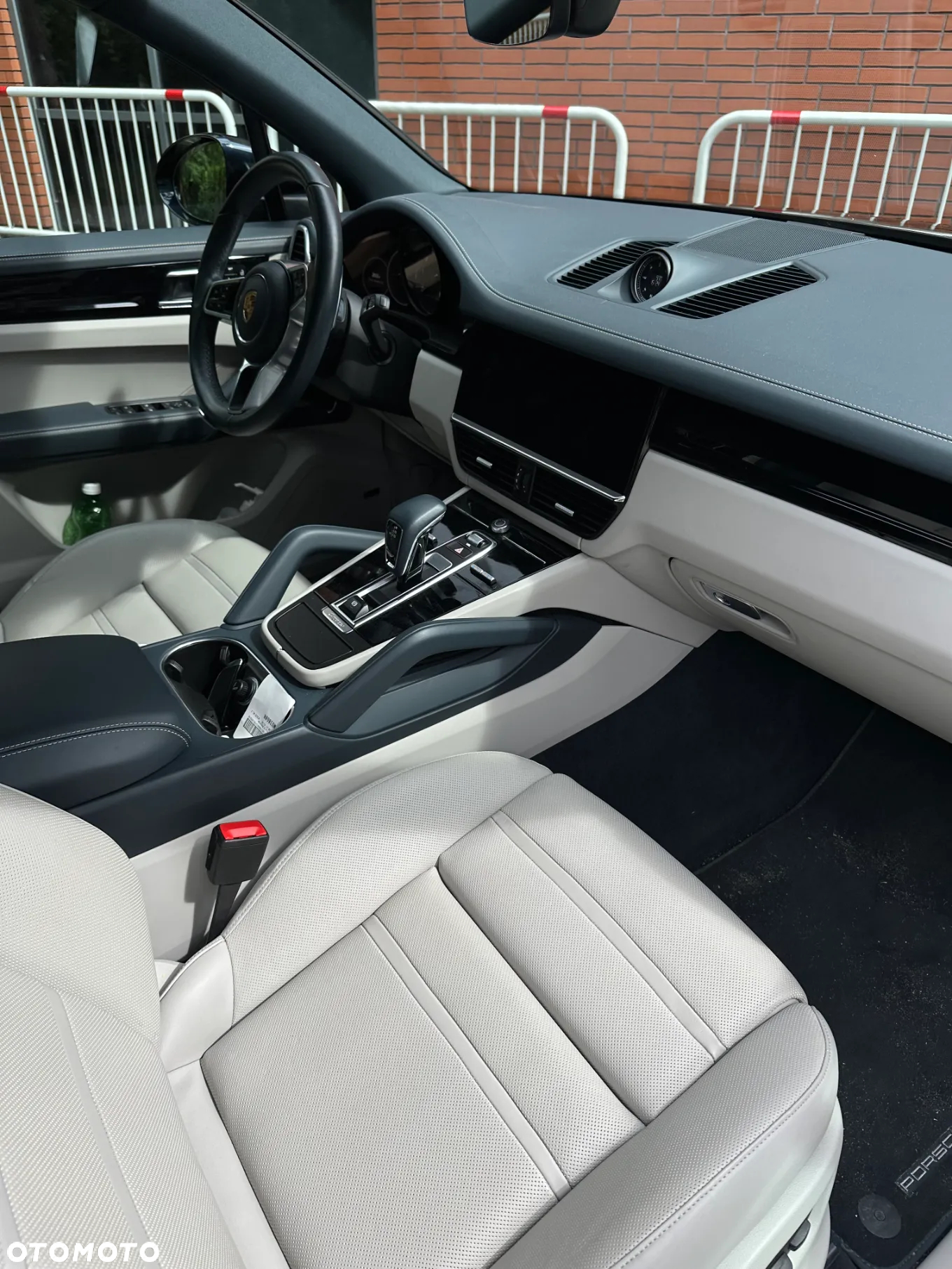 Porsche Cayenne S - 10