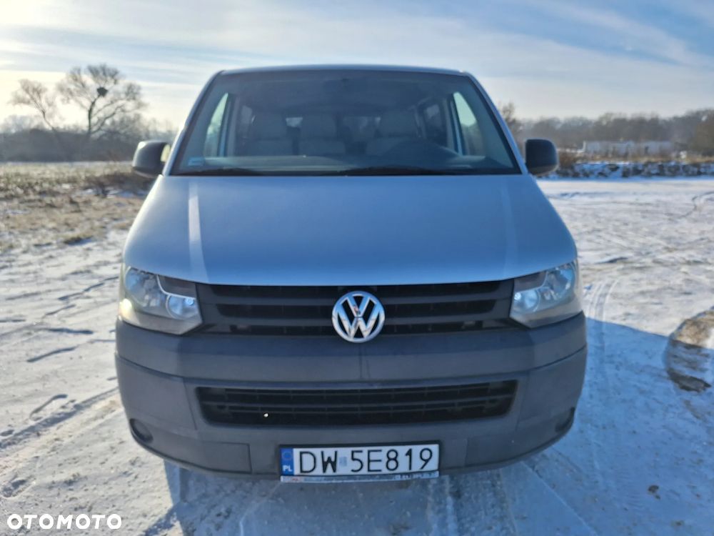 Volkswagen Transporter - 2