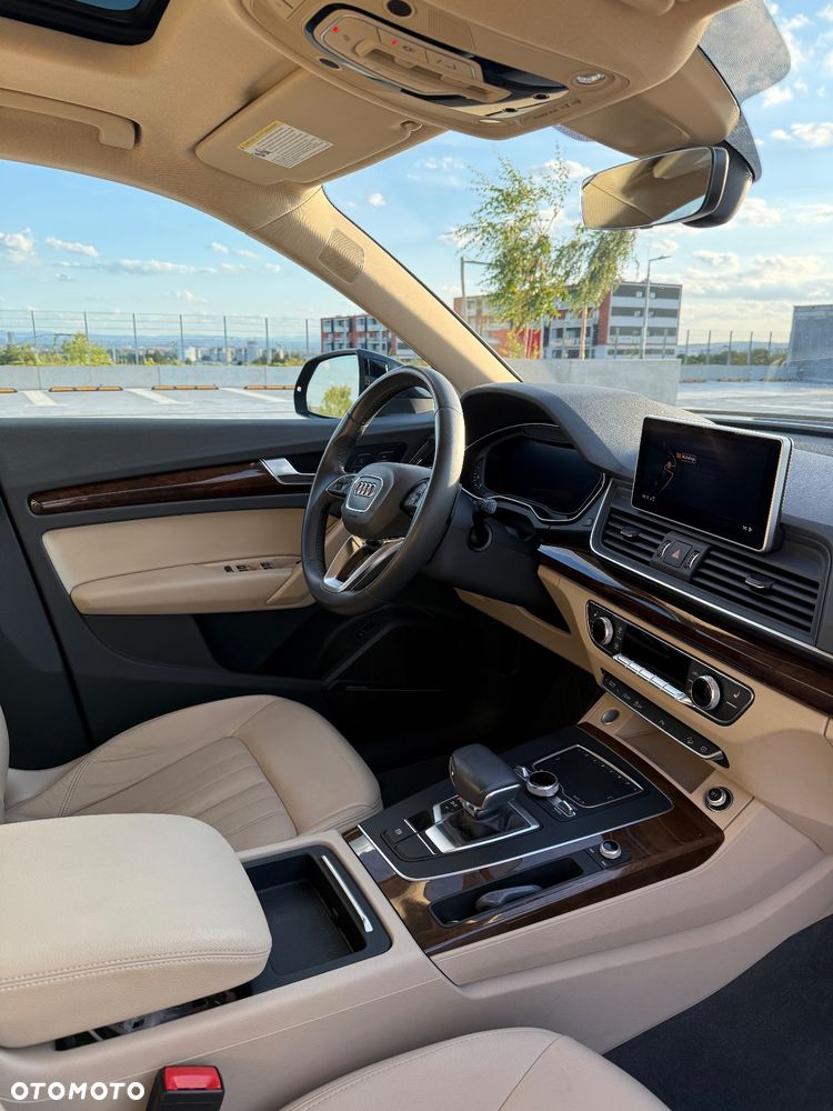 Audi Q5 - 10