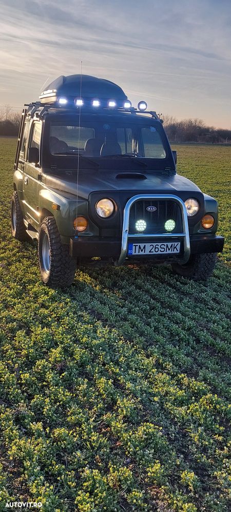 Kia Retona - 13