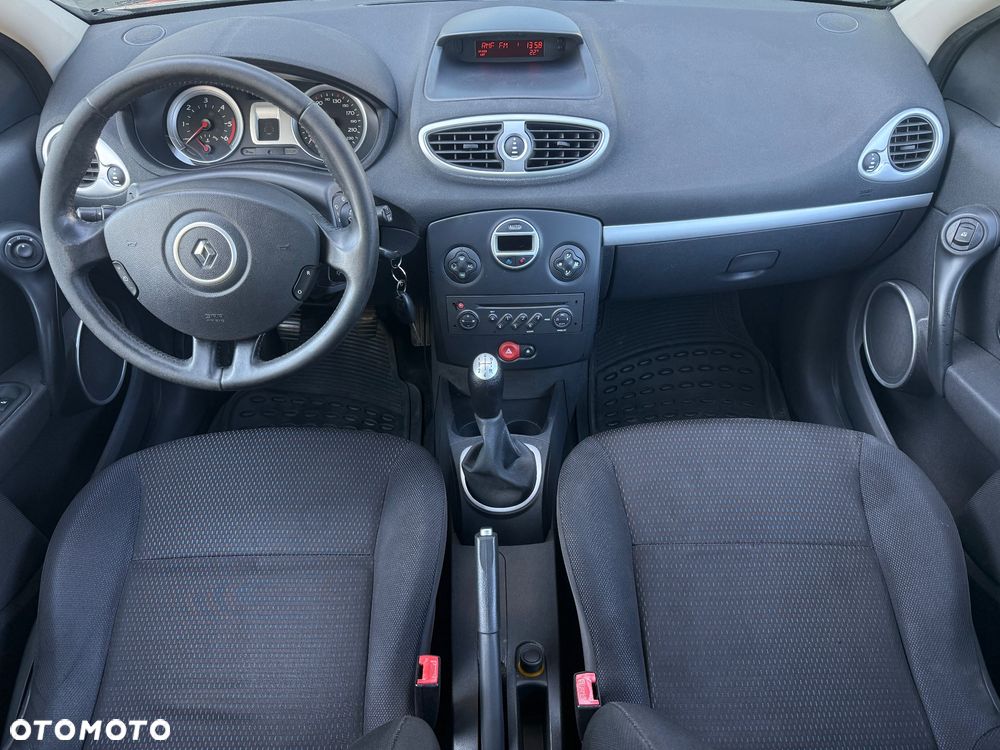 Renault Clio 1.5 dCi Dynamique - 9