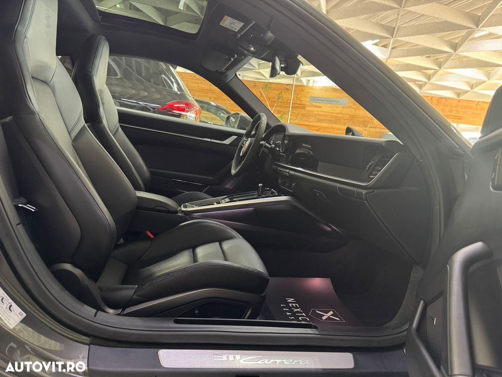 Porsche 911 Carrera PDK - 10