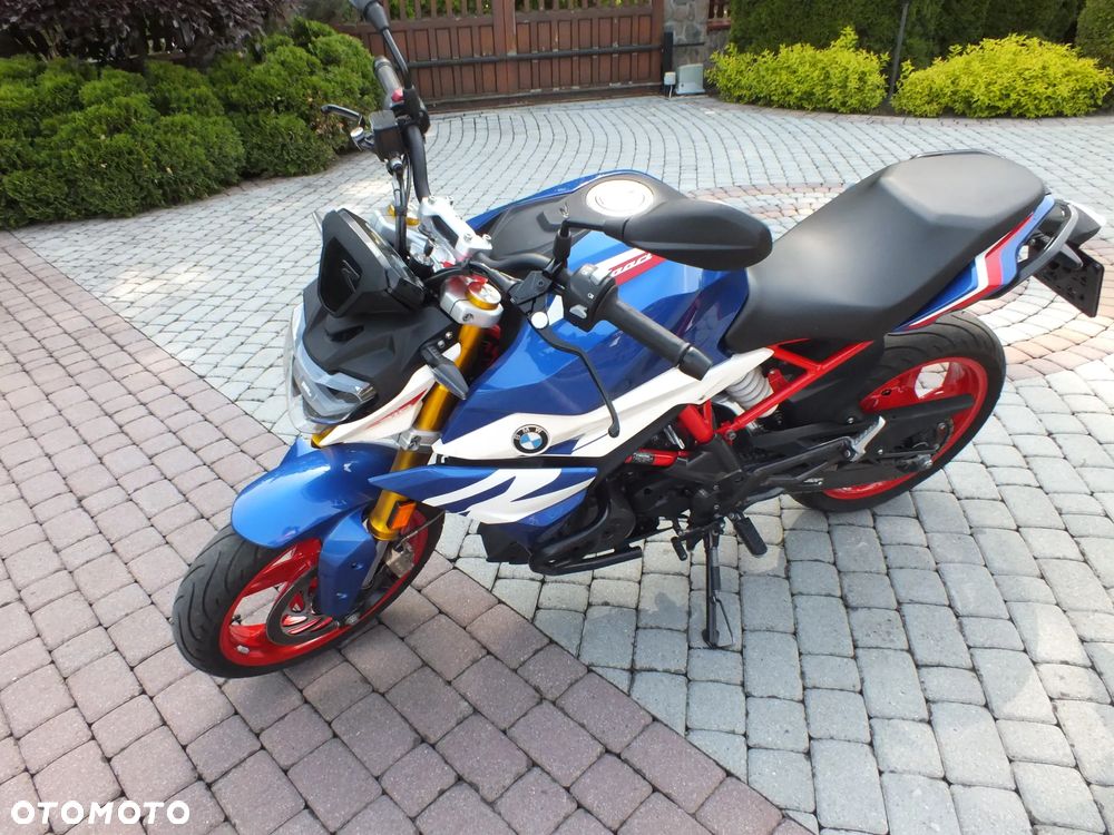 BMW G - 19