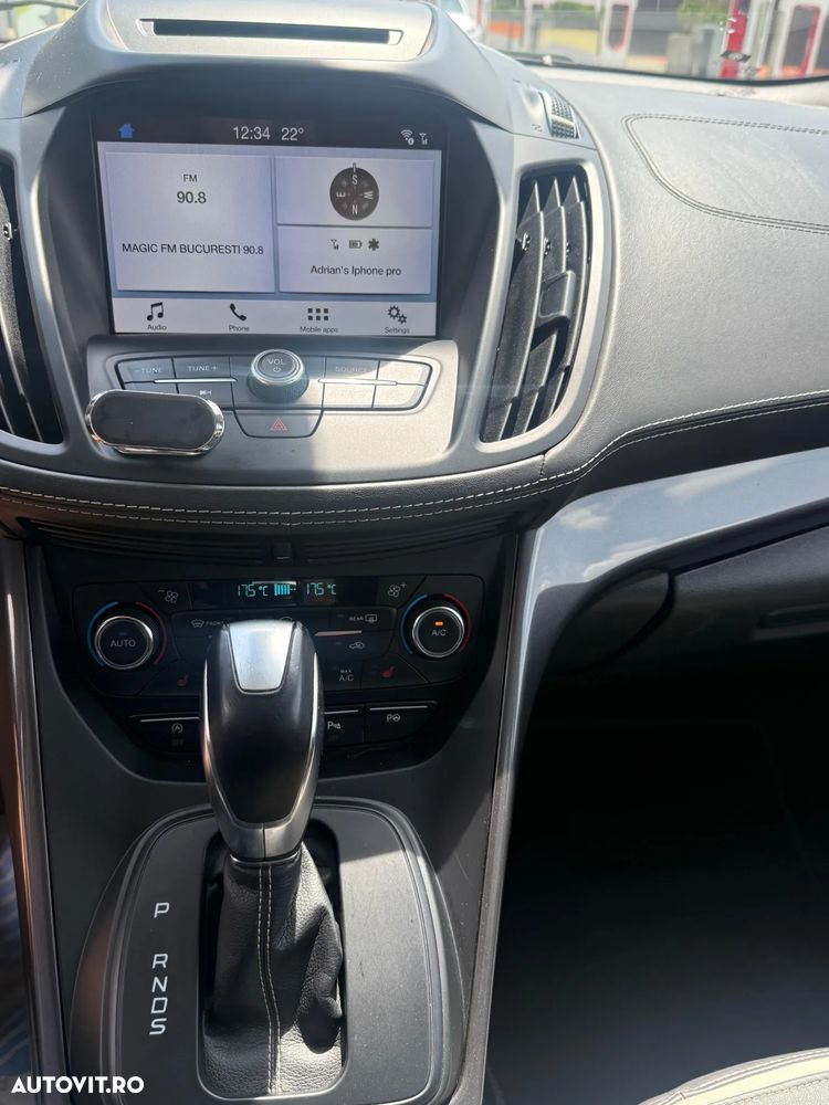 Ford Kuga - 11