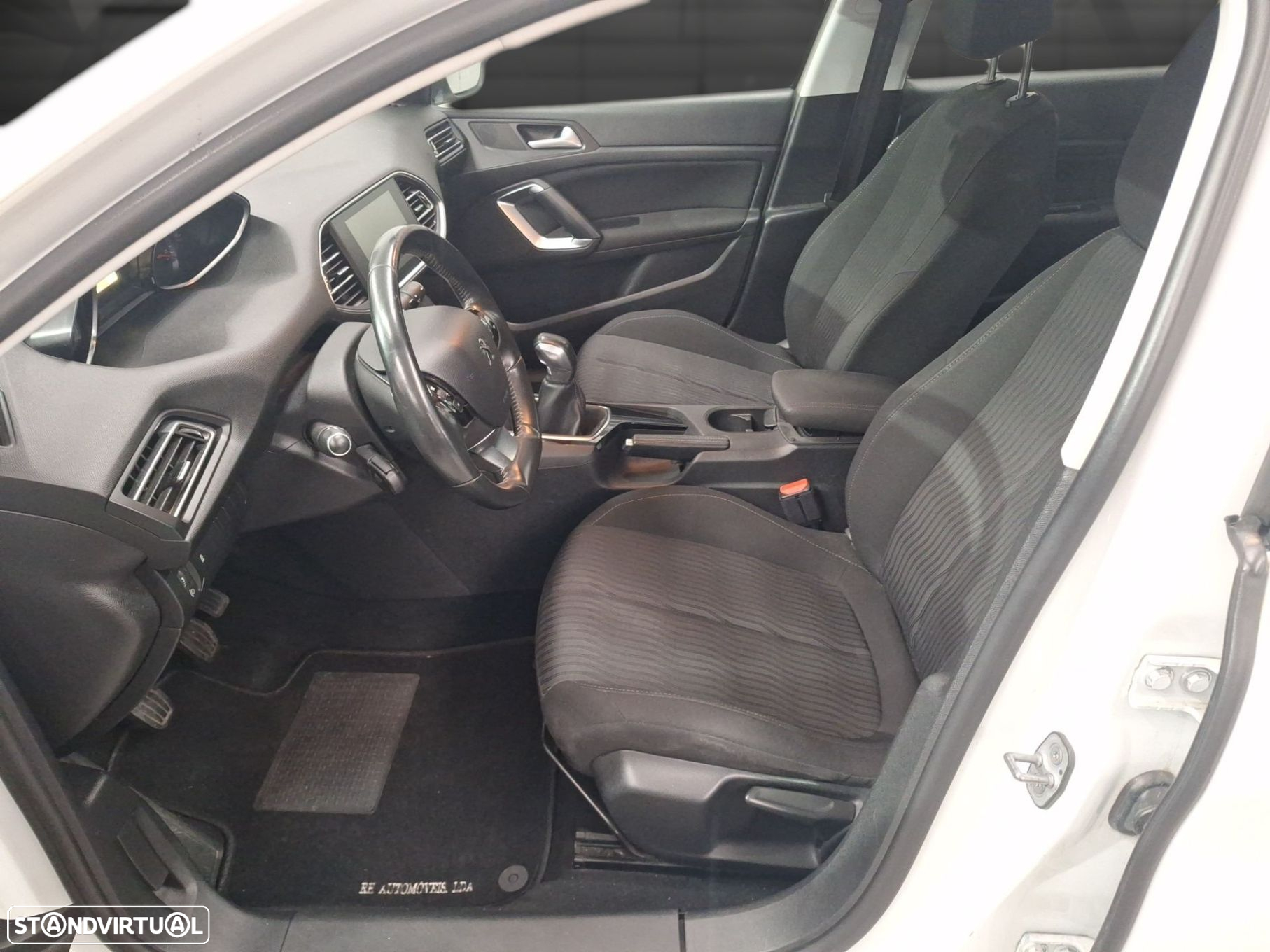Peugeot 308 1.6 e-HDi Active - 7