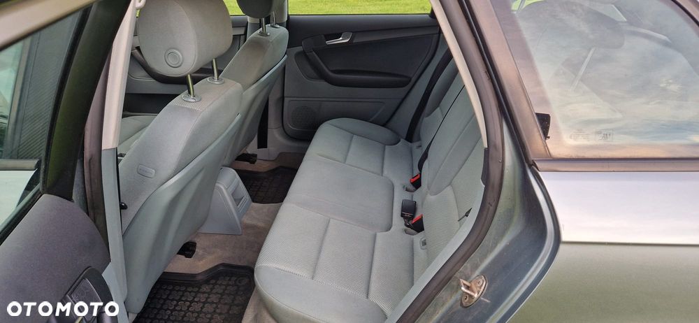 Audi A3 Sportback 2.0 TDI DPF Ambiente - 9