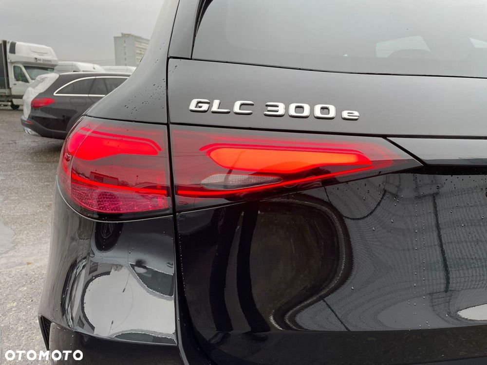 Mercedes-Benz GLC - 11