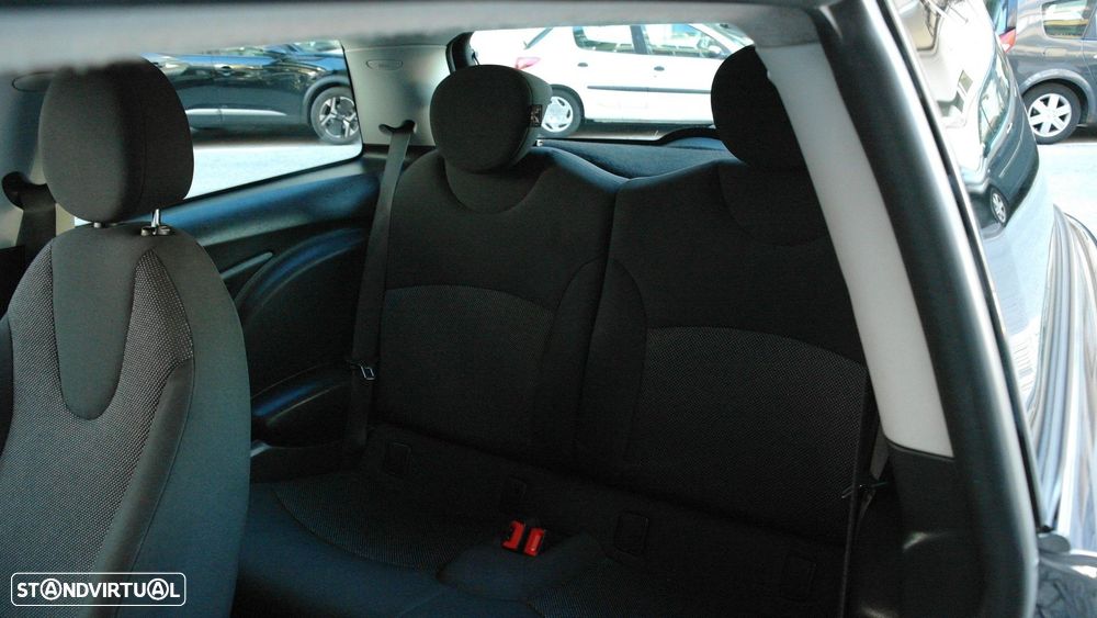 MINI 3 Portas One 1.4 - 20