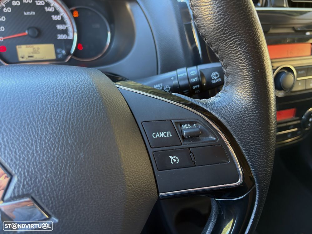 Mitsubishi Space Star 1.2 Intense - 22