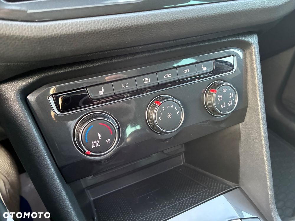 Volkswagen Tiguan 1.5 TSI OPF URBAN SPORT - 23