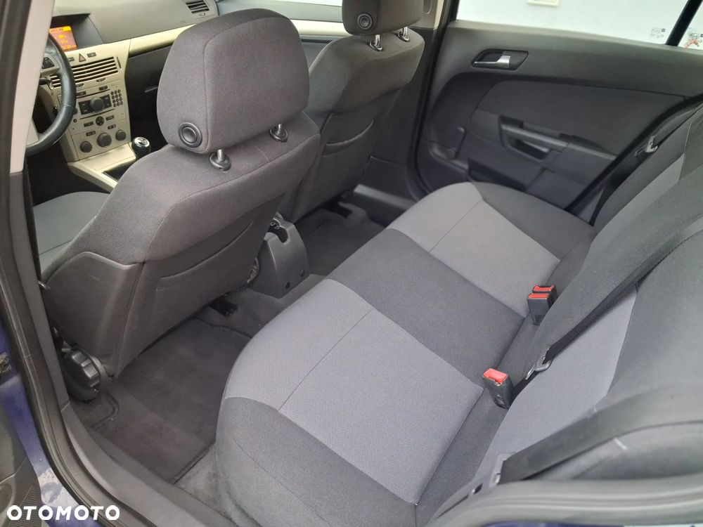 Opel Astra 1.4 Innovation - 14