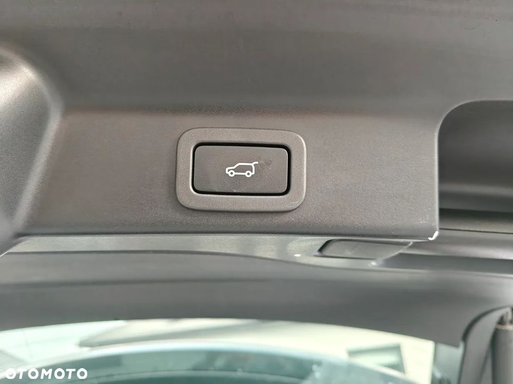 Jaguar F-Pace 3.0 TDV6 AWD S - 36