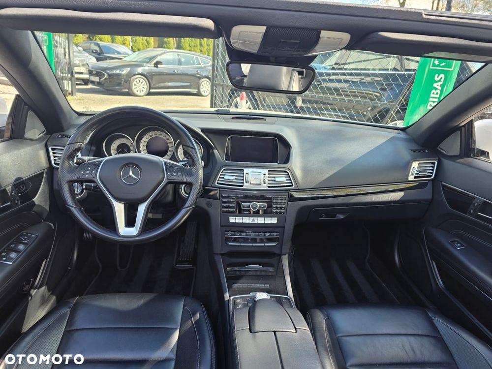 Mercedes-Benz Klasa E 250 7G-TRONIC - 12