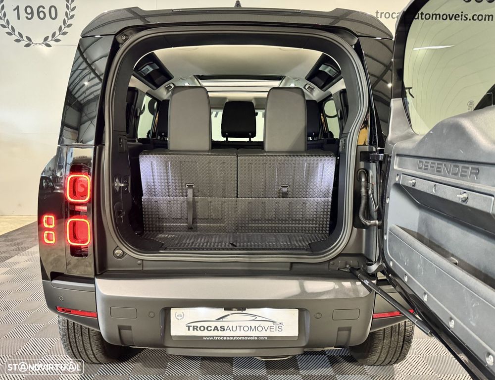 Land Rover Defender 3.0 I6 110 AWD X-Dynamic HSE - 33