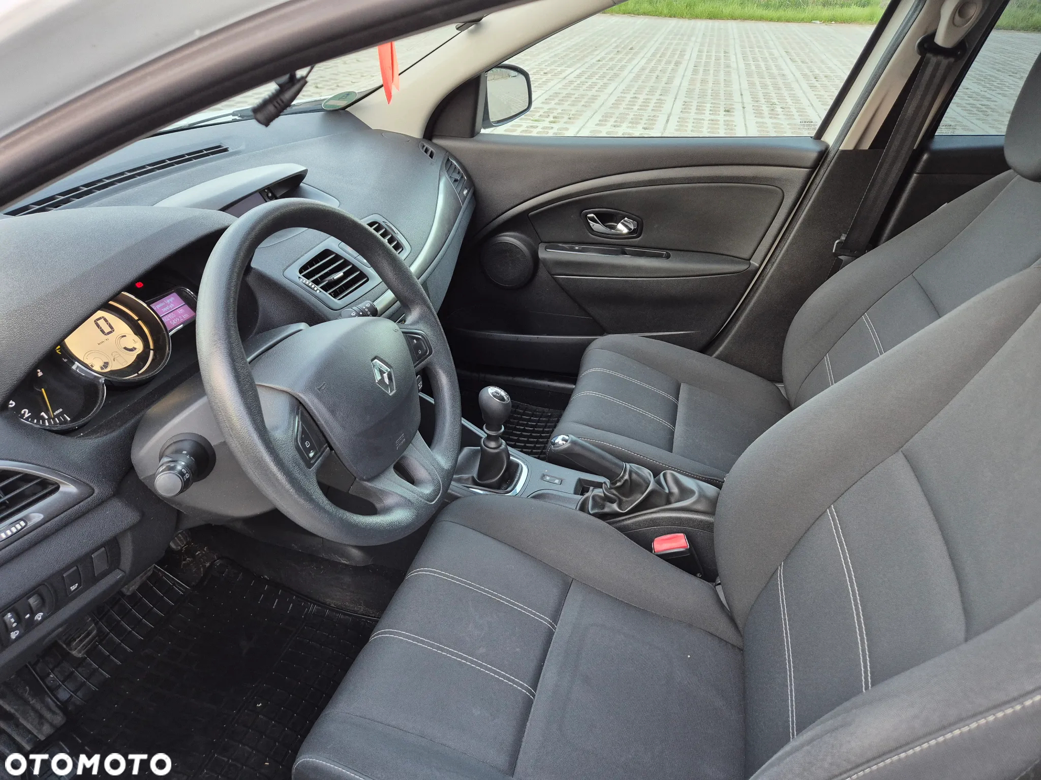 Renault Megane 1.6 16V 110 Authentique - 15