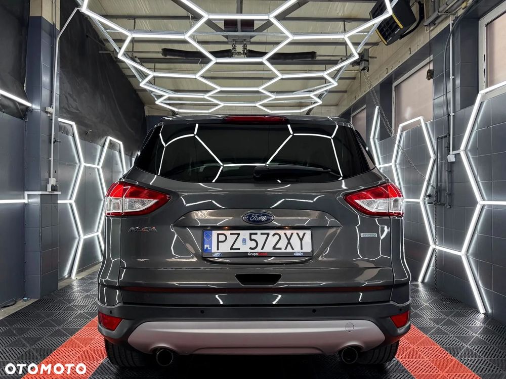 Ford Kuga 1.5 EcoBoost 2x4 Titanium - 7