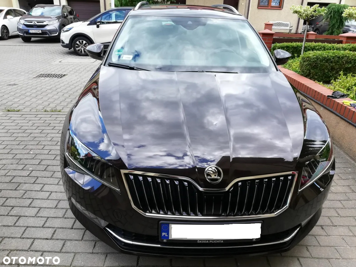 Skoda Superb 2.0 TDI 4x4 L&K DSG - 6
