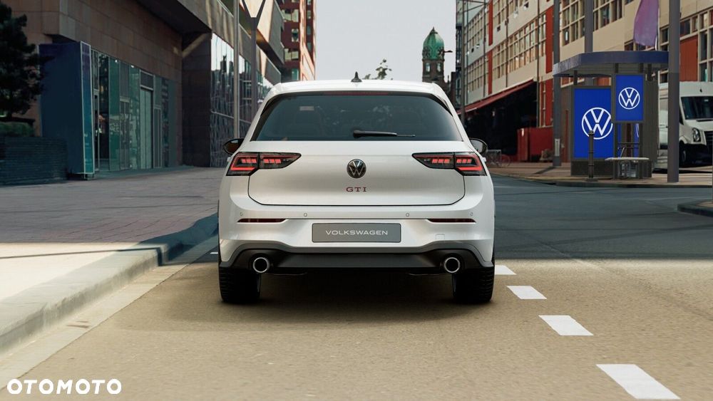 Volkswagen Golf - 9