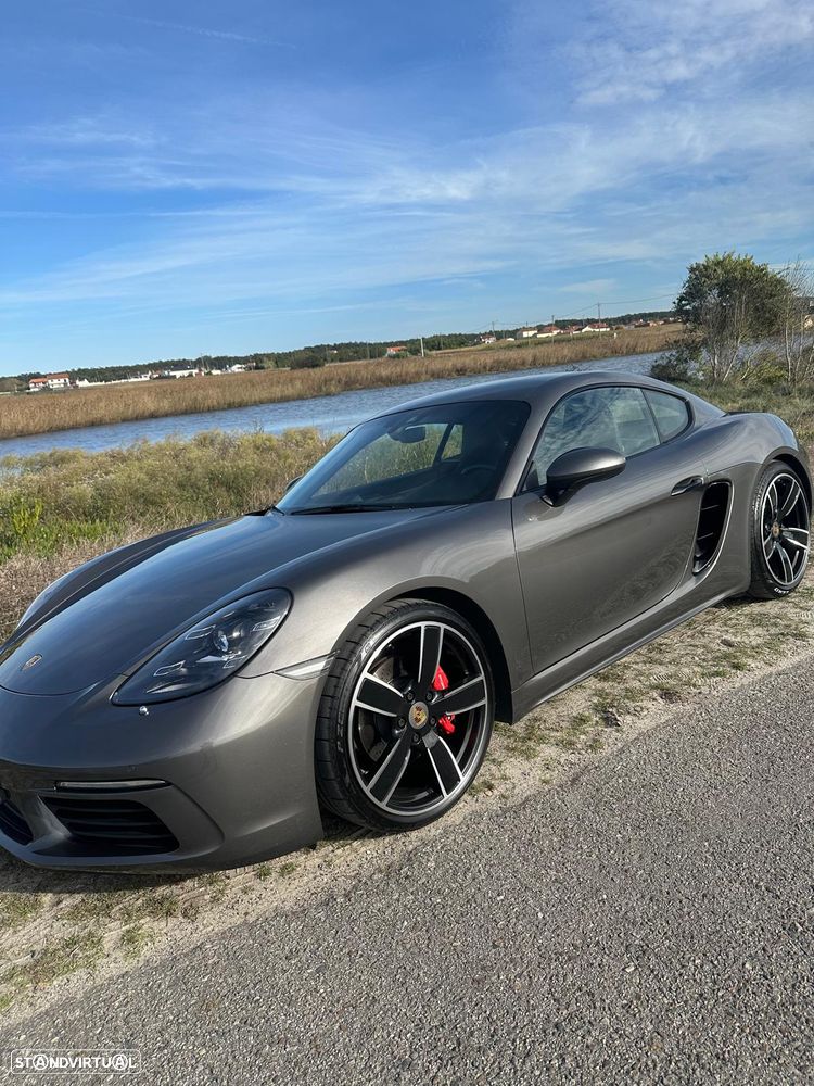 Porsche 718 Cayman - 29