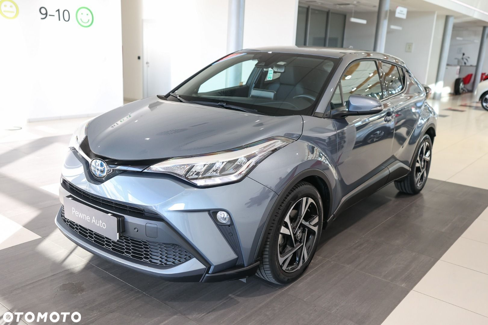 Toyota C-HR - 11