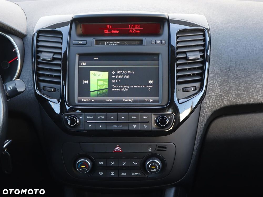 Kia Venga 1.4 Business Line - 12