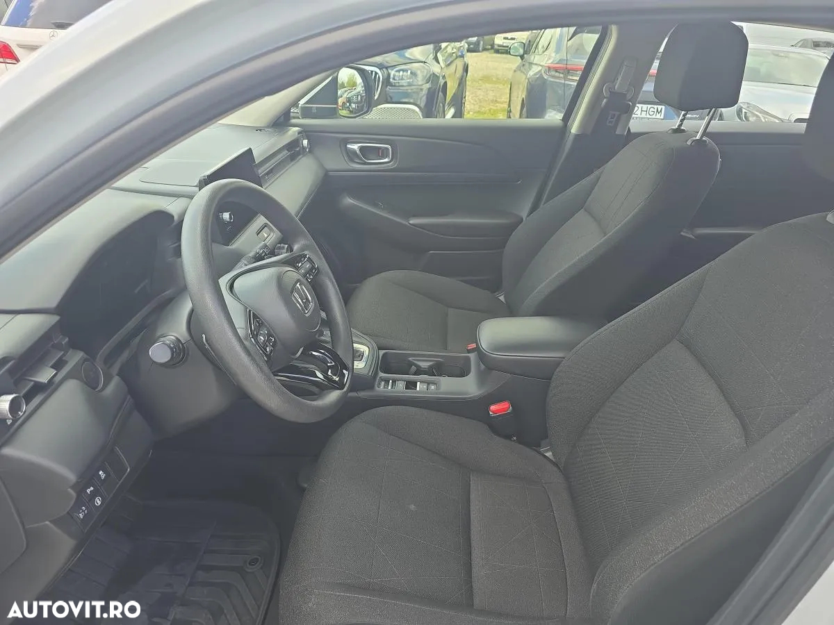 Honda HR-V 1.5 i-VTEC 4x2 CVT Elegance - 13