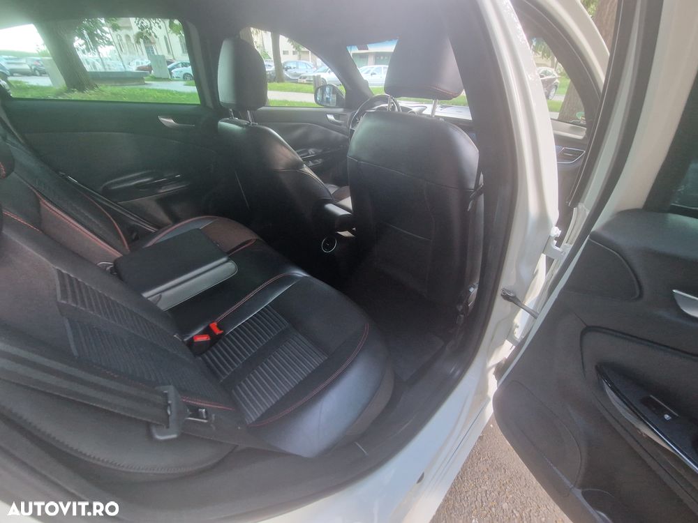 ALFA ROMEO Giulietta 2011 — imagine 12