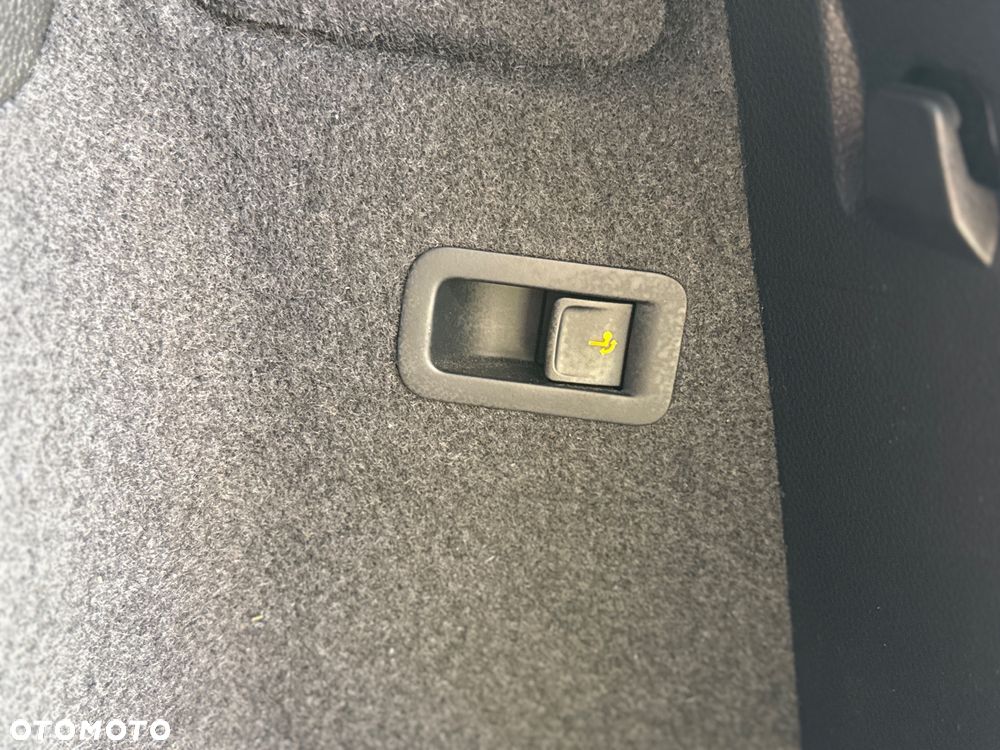 Skoda Karoq 2.0 TDI SCR 4x2 Style DSG - 32