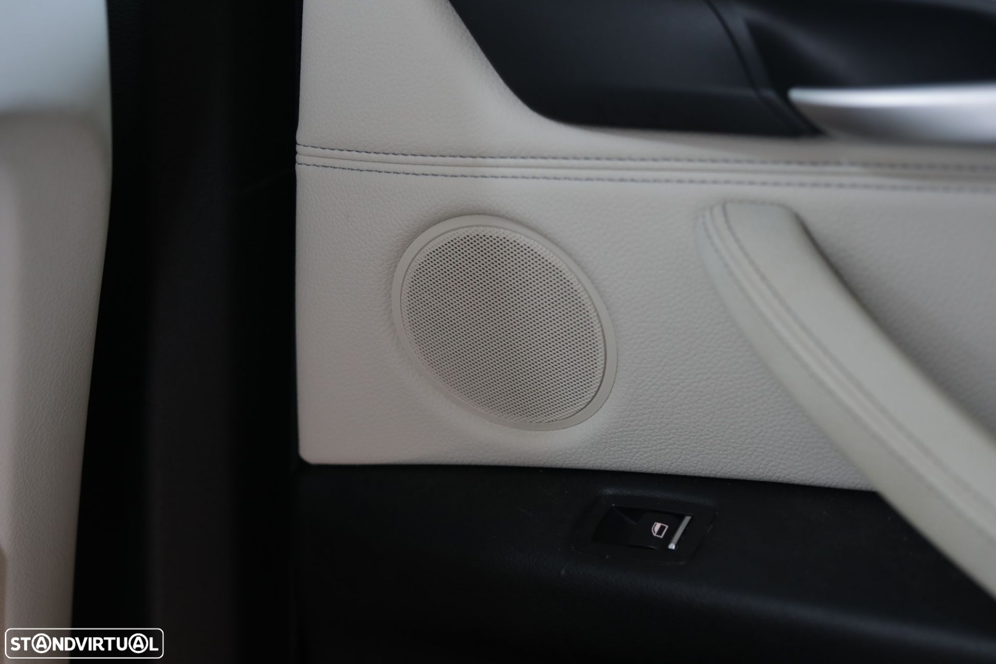 BMW X5 25 d sDrive Comfort 7L - 38